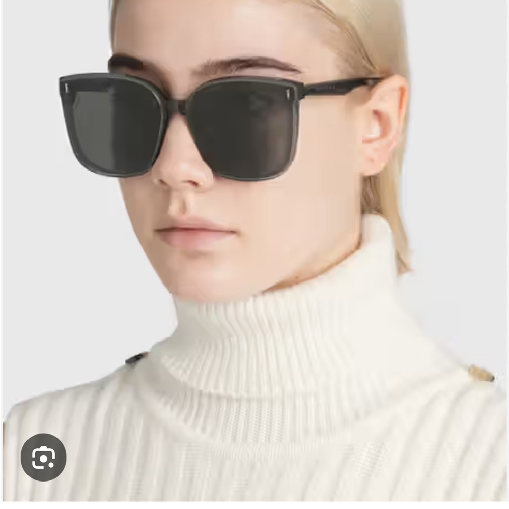 Gentle Monster Frida Sunglasses Unisex lightly worn